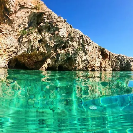 Gavan Апартаменты Црес