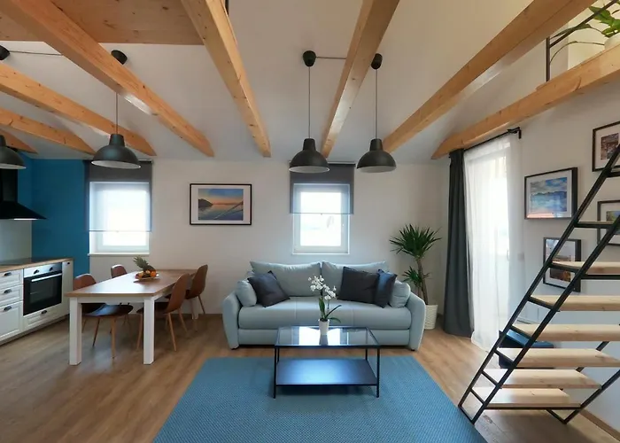 Lägenhet Gavan Cres